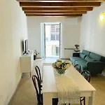 Dimora Papireto Apartament